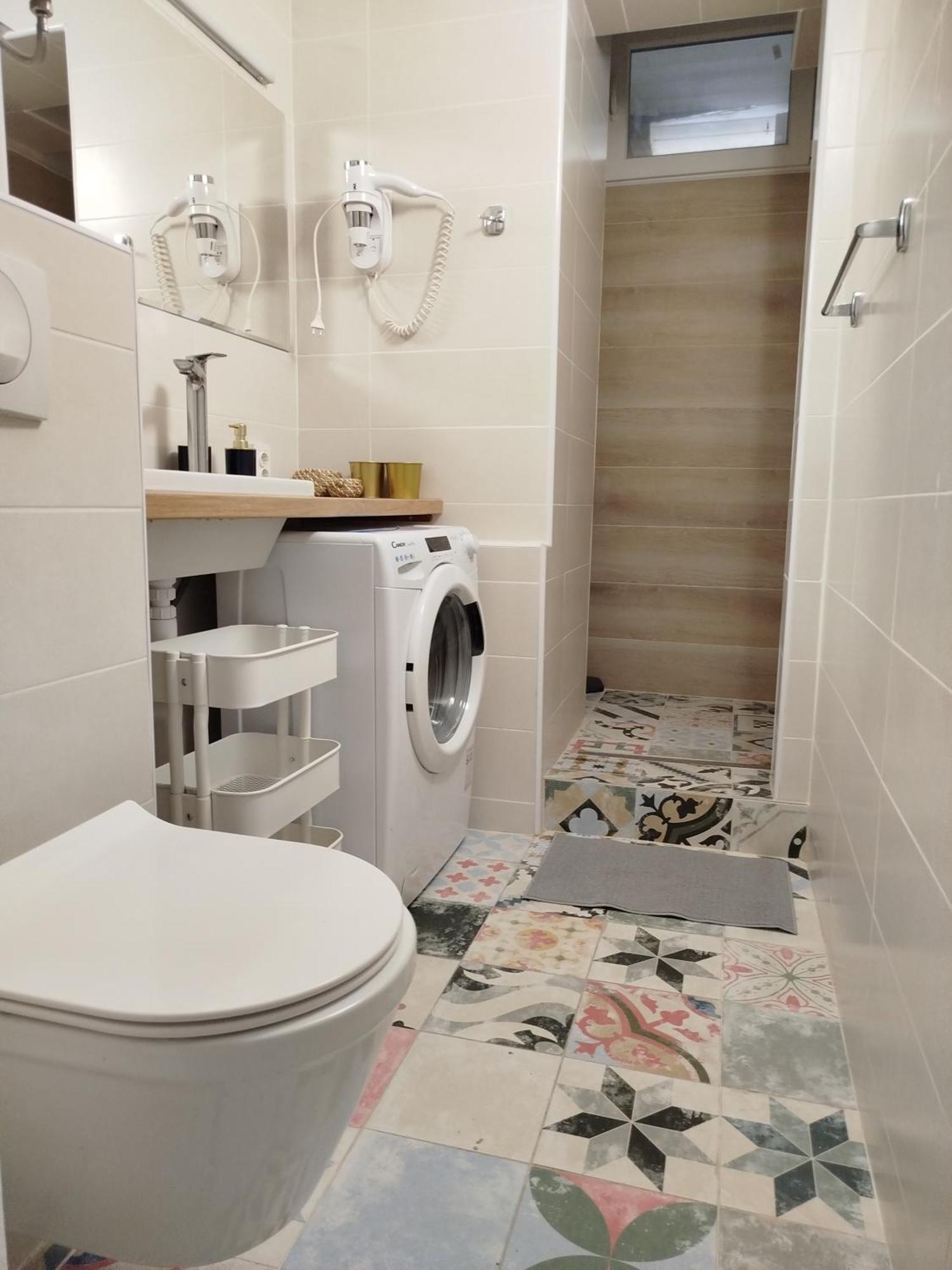 Apartman Iva Novalja Eksteriør billede