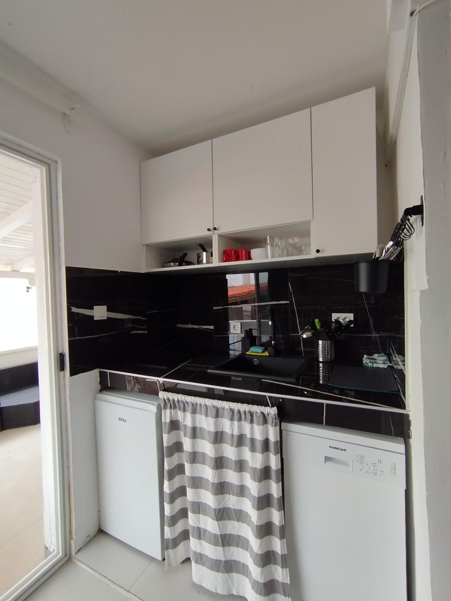 Apartman Iva Novalja Eksteriør billede