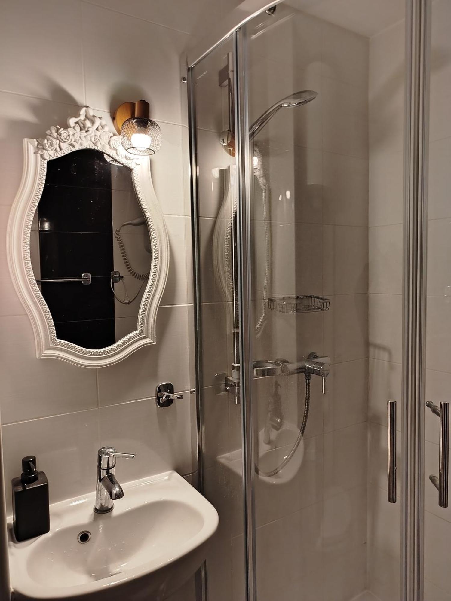 Apartman Iva Novalja Eksteriør billede
